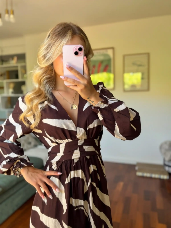 Robe - ELENA