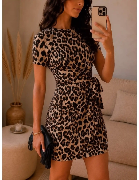 Robe - NAIRA