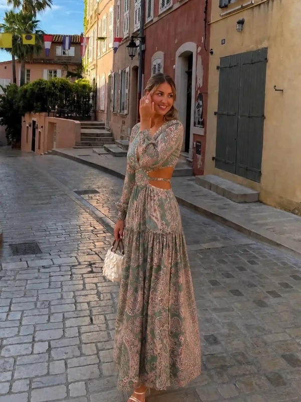Robe - ISAYA