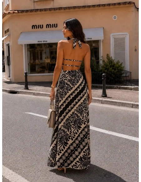 Robe - MONI