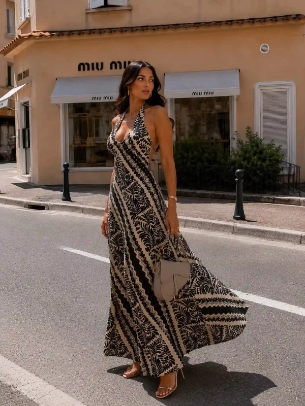 Robe - MONI