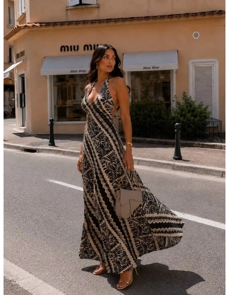 Robe - MONI