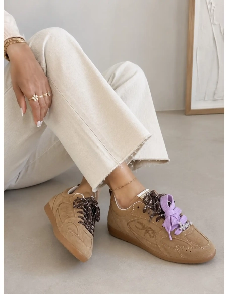 Baskets - BILLIE E214